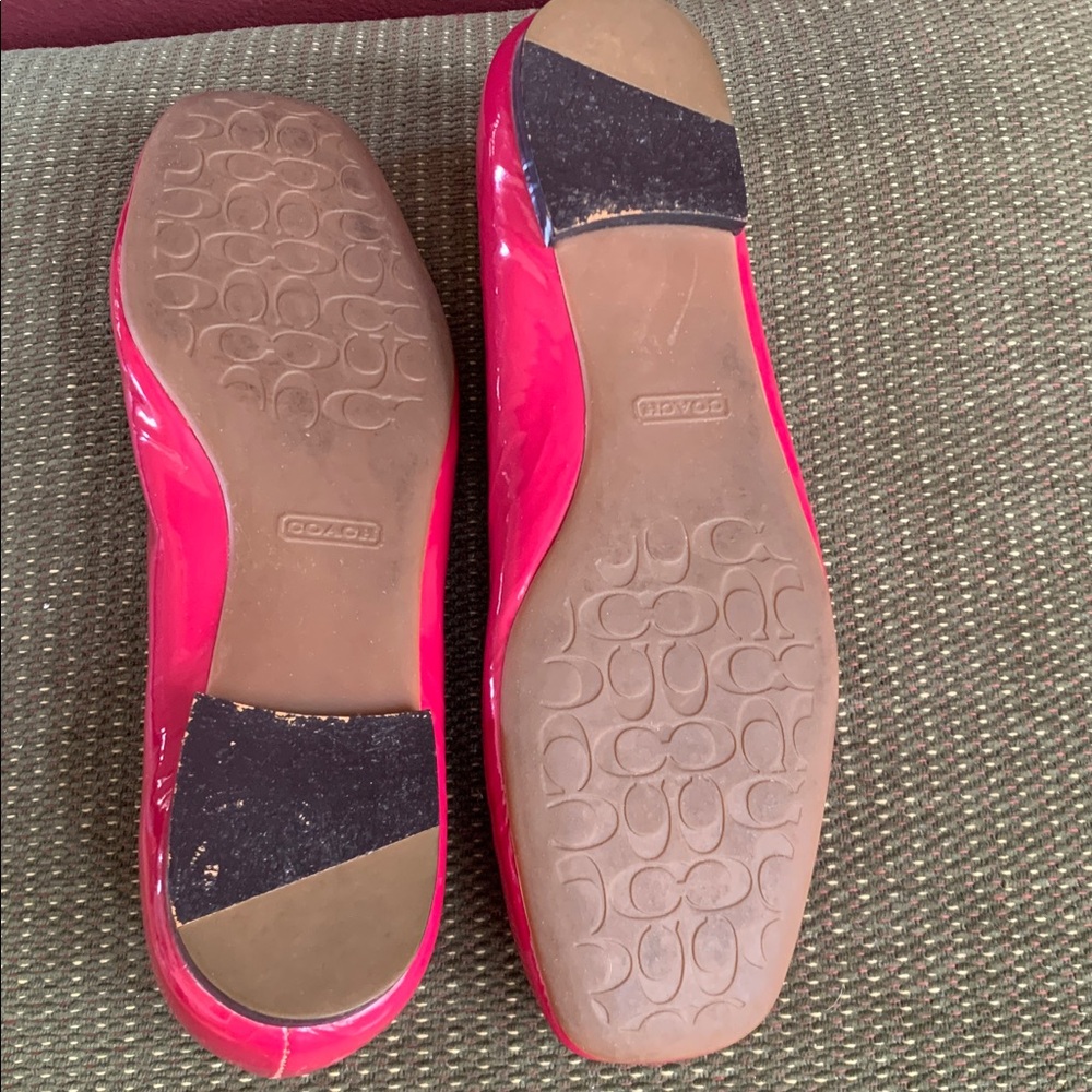Coach Ellyce Patent Leather Ballet Flats in Vibrant Pink with Gold Accent - Picture 7 of 13